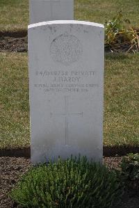 Calais Southern Cemetery - Hardy, J