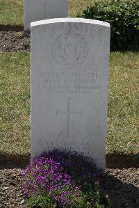 Calais Southern Cemetery - Harwood, John