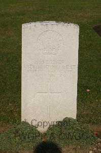 Calais Southern Cemetery - Hirst, Arthur Poyntz