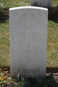 Calais Southern Cemetery - Hitchin, George Albert