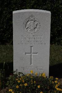 Calais Southern Cemetery - Hockley, Edward Bertram