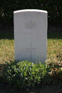 Calais Southern Cemetery - Hodgson, Thomas Webster