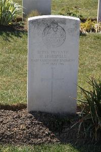 Calais Southern Cemetery - Horsfall, H