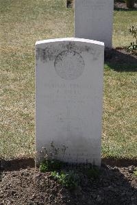 Calais Southern Cemetery - Ibell, Edmund