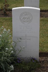 Calais Southern Cemetery - Ingle, Wilfred Edward