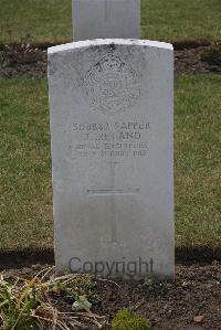 Calais Southern Cemetery - Ireland, Joseph