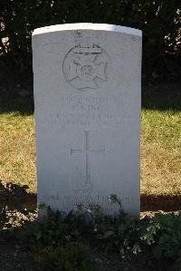 Calais Southern Cemetery - King, Ernest