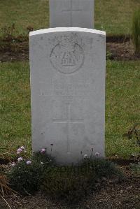 Calais Southern Cemetery - Langhorn, S