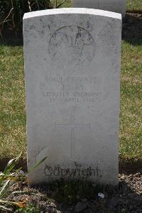 Calais Southern Cemetery - Lay, J