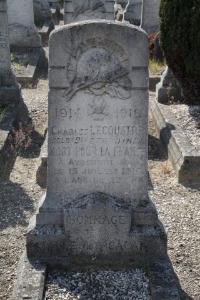 Calais Southern Cemetery - Lecoustre, Charles