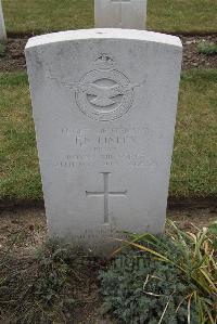 Calais Southern Cemetery - Linley, Thomas Nevil