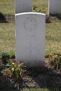 Calais Southern Cemetery - Long, Robert F.