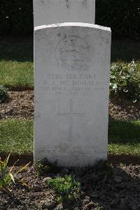 Calais Southern Cemetery - McDonald, Robert Alexander