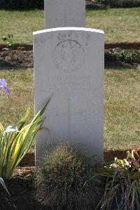 Calais Southern Cemetery - Needham, Reginald Alfred