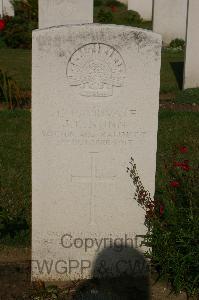 Calais Southern Cemetery - Nunn, John Leslie