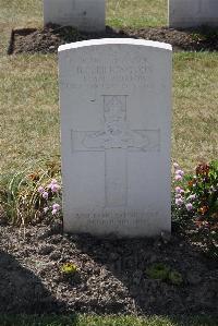 Calais Southern Cemetery - Pilkington, Brian Crabtree