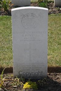 Calais Southern Cemetery - Powell, Henry