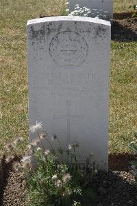 Calais Southern Cemetery - Ramsden, Hubert