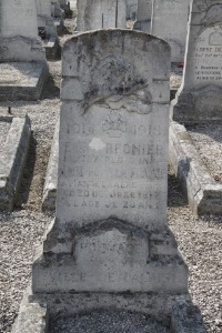 Calais Southern Cemetery - Regnier, E