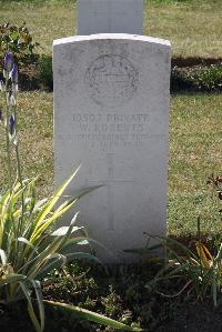 Calais Southern Cemetery - Roberts, William