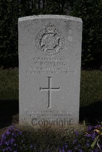 Calais Southern Cemetery - Rowling, Cecil