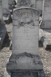 Calais Southern Cemetery - Ruet, Edmond