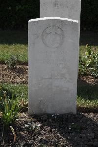 Calais Southern Cemetery - Saul, J