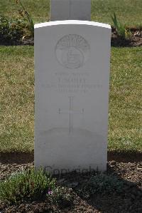 Calais Southern Cemetery - Sculley, T