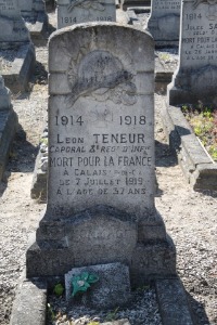 Calais Southern Cemetery - Teneur, Leon