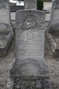 Calais Southern Cemetery - Thomas, Arthur