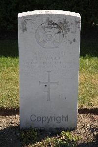 Calais Southern Cemetery - Warre, Richard Patrick