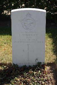 Calais Southern Cemetery - Wibberley, Leslie