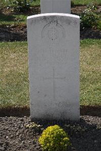 Calais Southern Cemetery - Wilden, J J