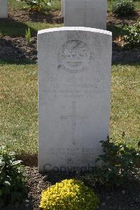 Calais Southern Cemetery - Woodbridge, Edgar Harry