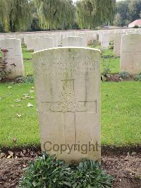 Carnoy Military Cemetery - Barnard-Smith, William Woodthorpe Barnard