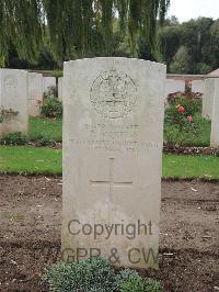 Carnoy Military Cemetery - Baxter, P