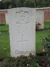 Carnoy Military Cemetery - Bowers, Ernest