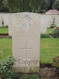 Carnoy Military Cemetery - Breen, J