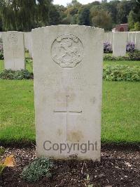 Carnoy Military Cemetery - Brown, H