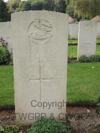 Carnoy Military Cemetery - Burgess, H C