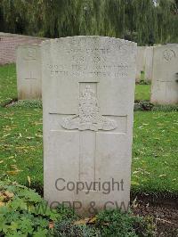 Carnoy Military Cemetery - Burns, Jackson