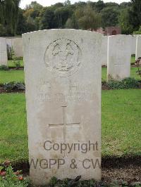 Carnoy Military Cemetery - Butler, Louis Thomas George