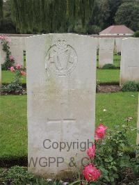 Carnoy Military Cemetery - Byrne, M