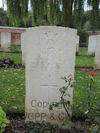 Carnoy Military Cemetery - Campbell, Daniel