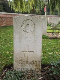 Carnoy Military Cemetery - Chapman, A F