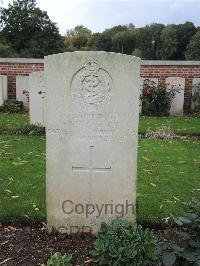 Carnoy Military Cemetery - Cornelius, F