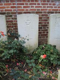 Carnoy Military Cemetery - Crabbe, H L B