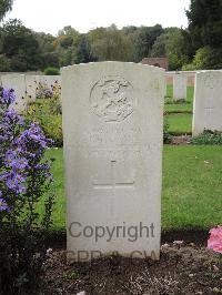 Carnoy Military Cemetery - Evans, P G