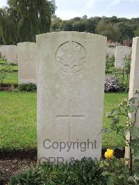 Carnoy Military Cemetery - Evans, W H