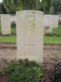 Carnoy Military Cemetery - Fletton, E